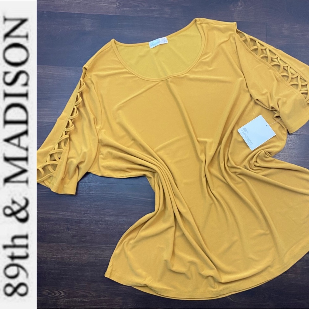 Open Arm Gold Dust 89th & Madison Top